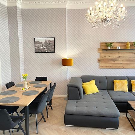 Apartment Nicol Karlovy Vary Esterno foto