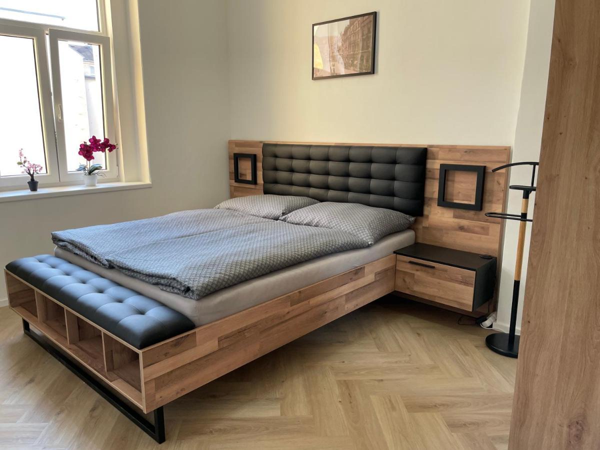 Apartment Nicol Karlovy Vary Esterno foto