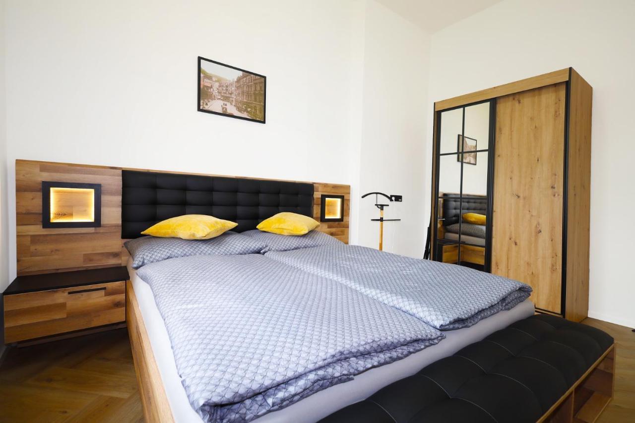 Apartment Nicol Karlovy Vary Esterno foto