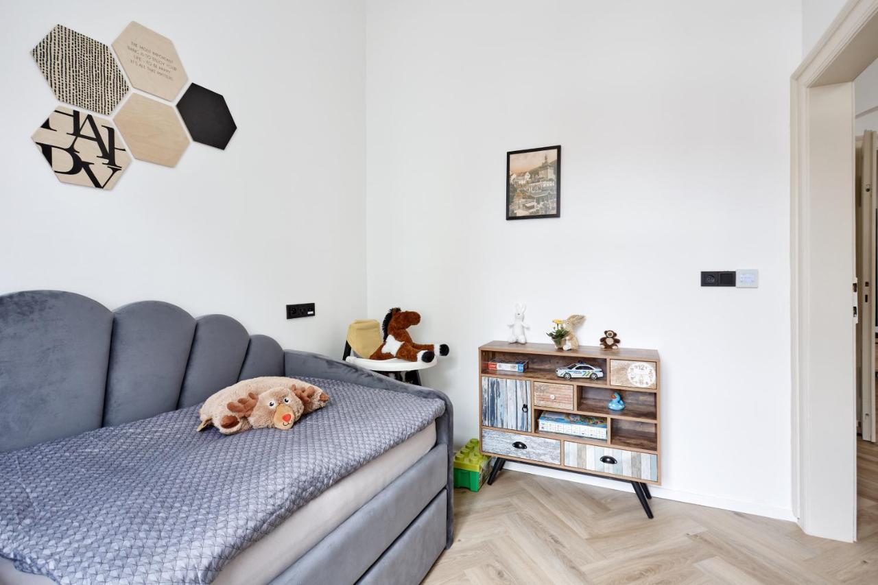 Apartment Nicol Karlovy Vary Esterno foto