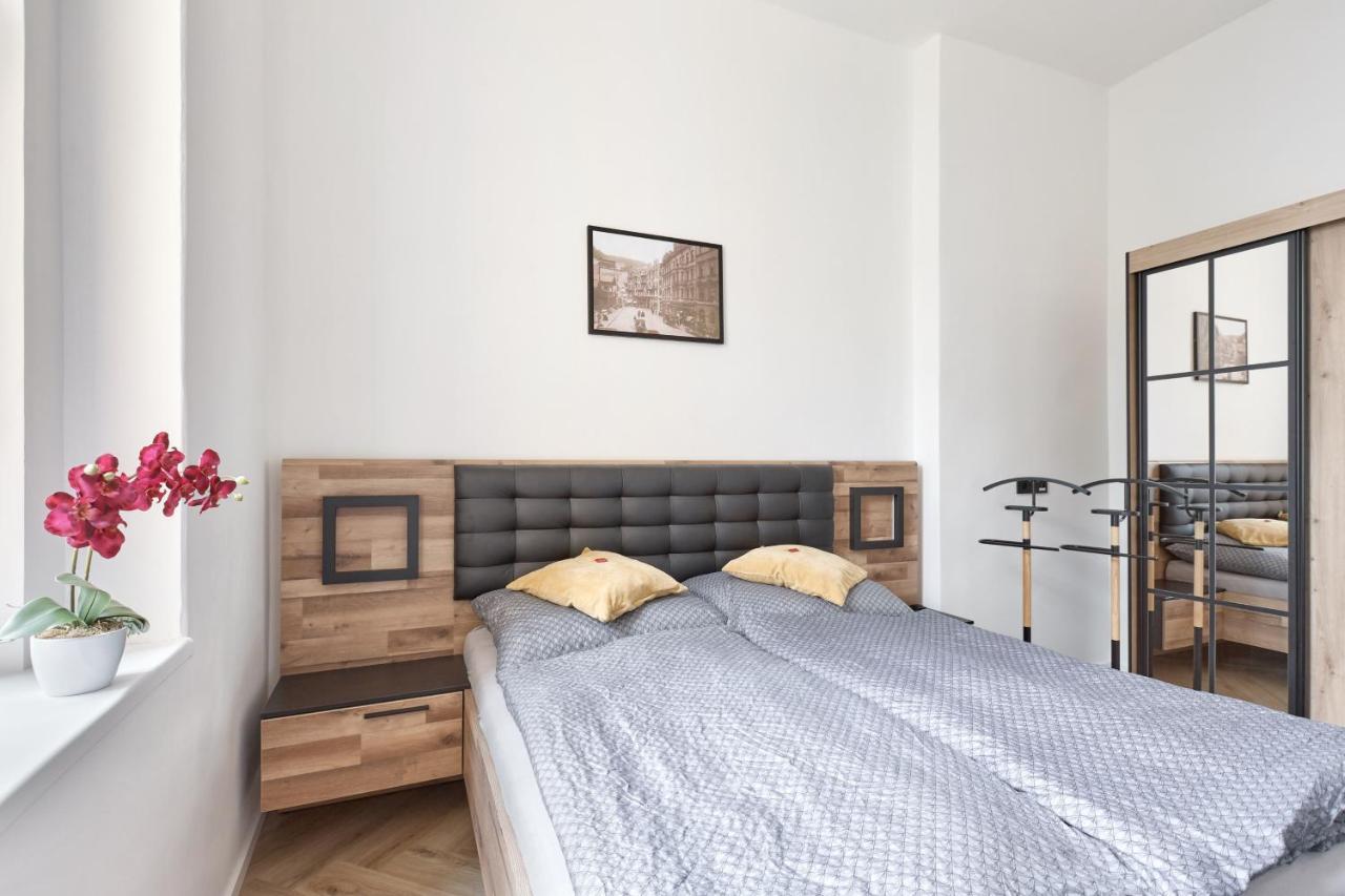 Apartment Nicol Karlovy Vary Esterno foto