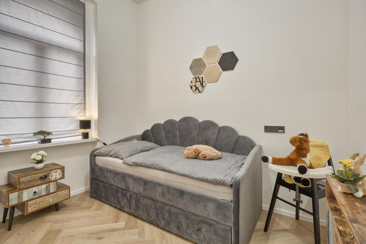 Apartment Nicol Karlovy Vary Esterno foto