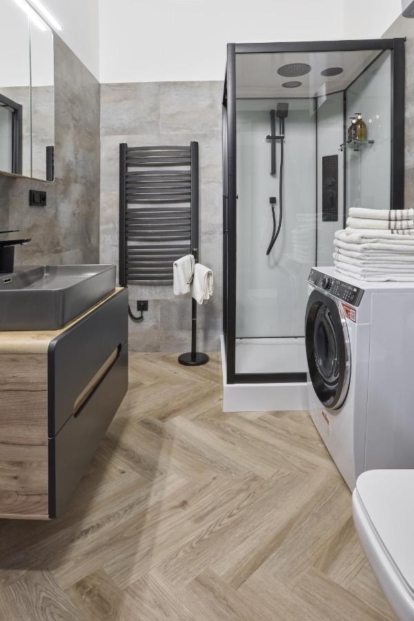 Apartment Nicol Karlovy Vary Esterno foto